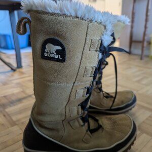 Sorel Size 8 Waterproof Lace-up Winter Boots